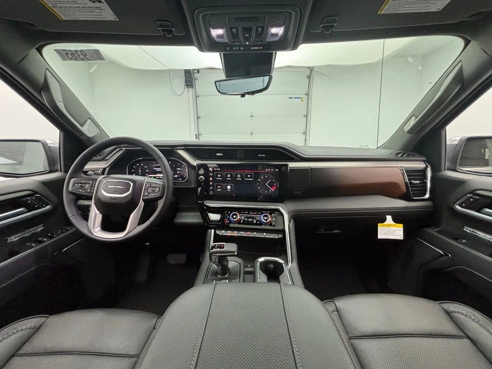 2026 GMC Sierra 5th Gen - Image 2 of 12