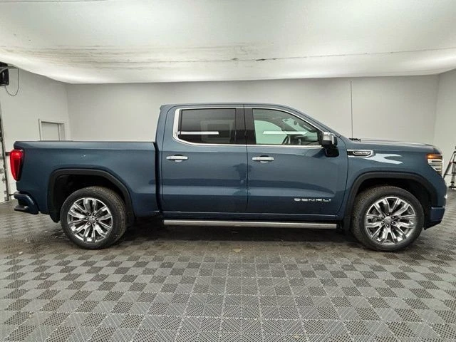 2026 GMC Sierra 5th Gen - Image 8 of 12