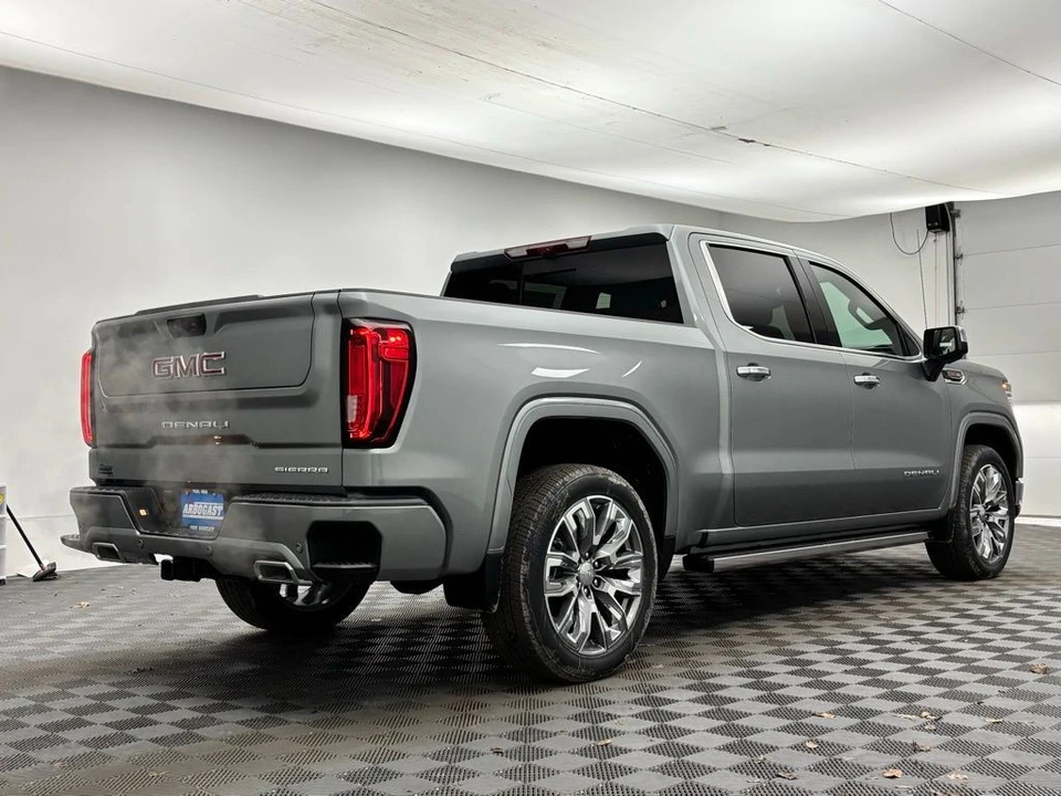 2026 GMC Sierra 5th Gen - Image 10 of 12