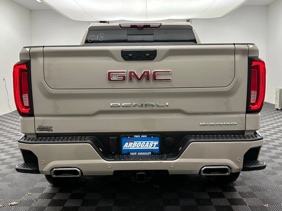 2026 GMC Sierra 5th Gen - Image 11 of 12