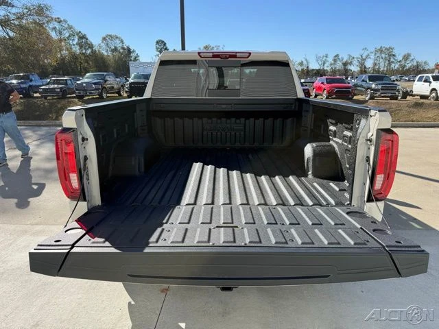 2026 GMC Sierra 5th Gen - Image 8 of 21