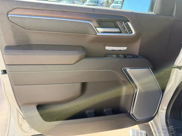 2026 GMC Sierra 5th Gen - Image 13 of 21