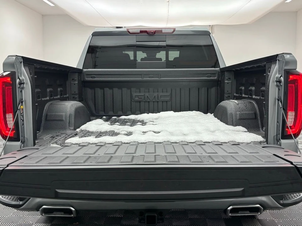 2026 GMC Sierra 5th Gen - Image 11 of 12