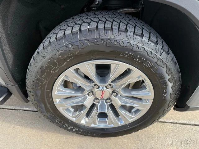 2026 GMC Sierra 5th Gen - Image 4 of 12