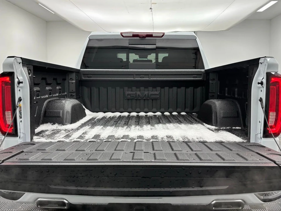2026 GMC Sierra 5th Gen - Image 11 of 12