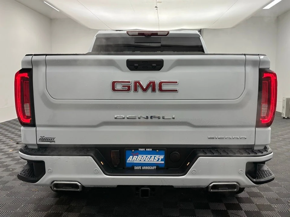 2026 GMC Sierra 5th Gen - Image 10 of 12