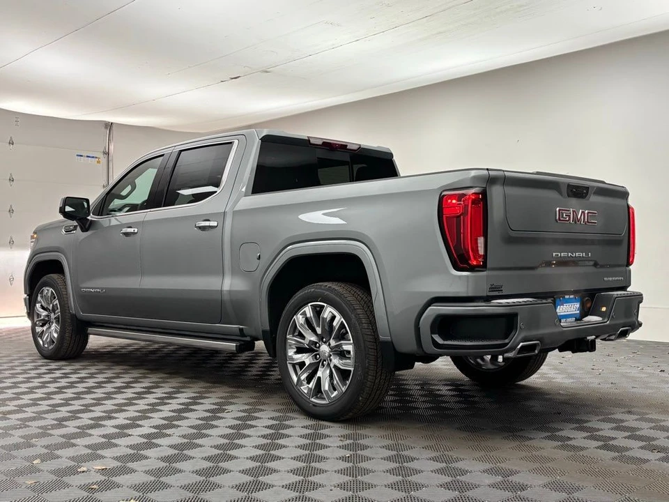 2026 GMC Sierra 5th Gen - Image 12 of 12