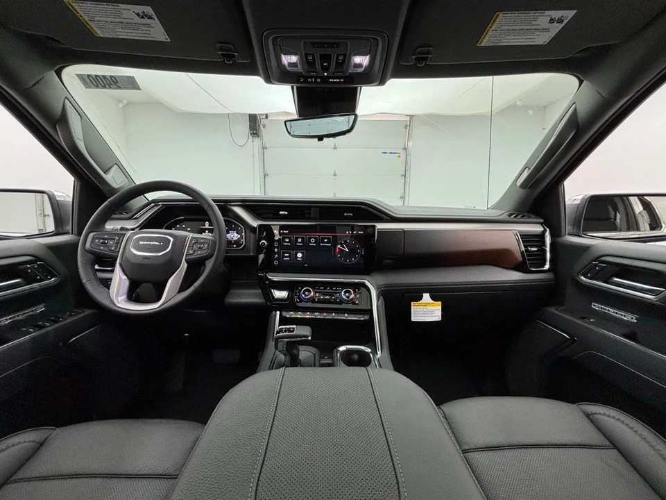 2026 GMC Sierra 5th Gen - Image 2 of 12