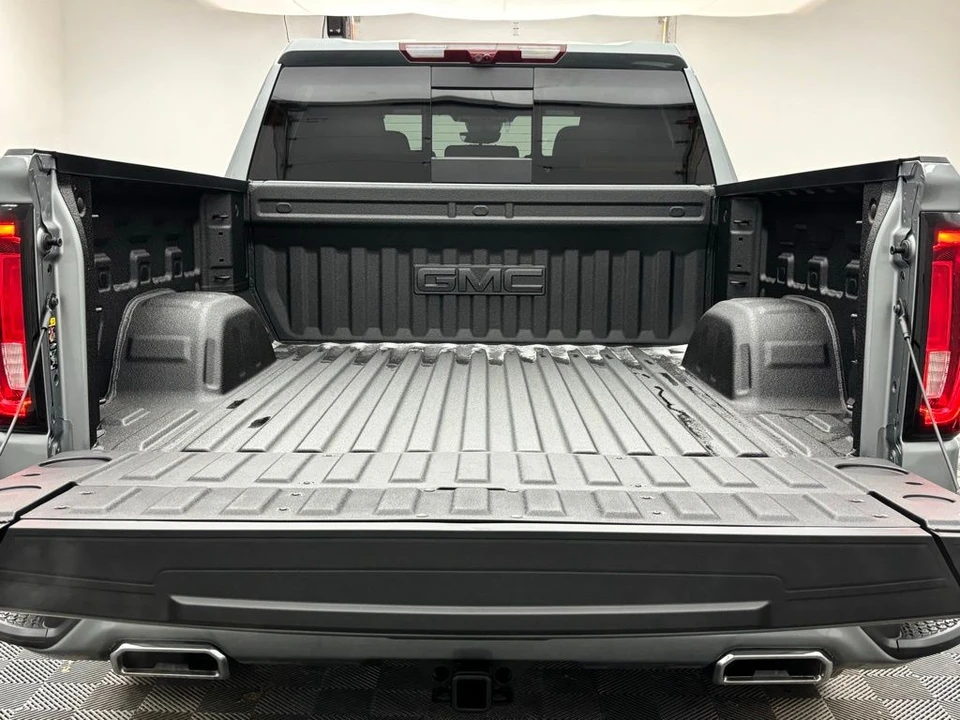 2026 GMC Sierra 5th Gen - Image 11 of 12