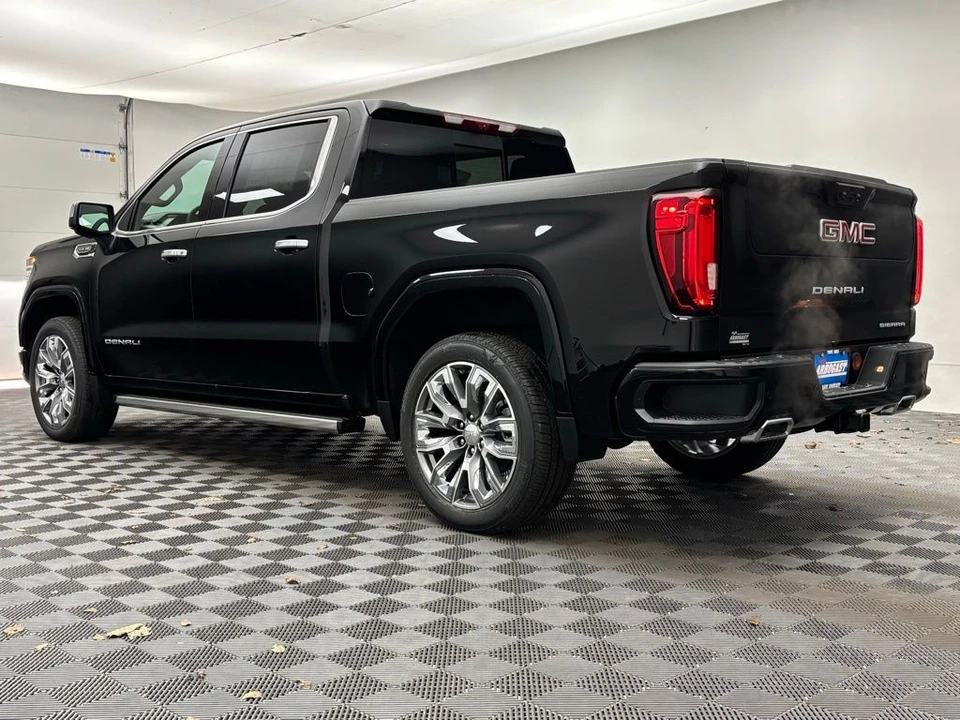 2026 GMC Sierra 5th Gen - Image 12 of 12