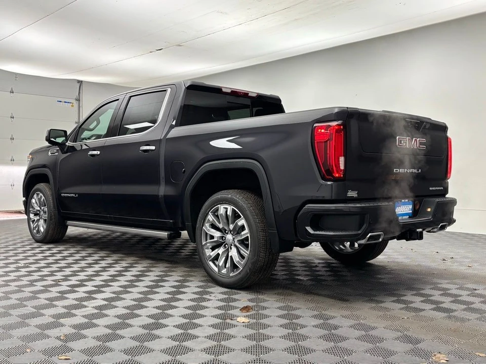 2026 GMC Sierra 5th Gen - Image 12 of 12