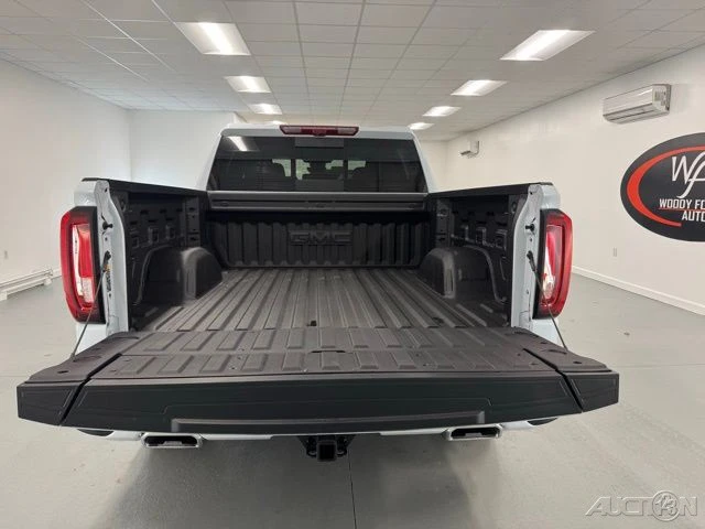 2026 GMC Sierra 5th Gen - Image 7 of 12