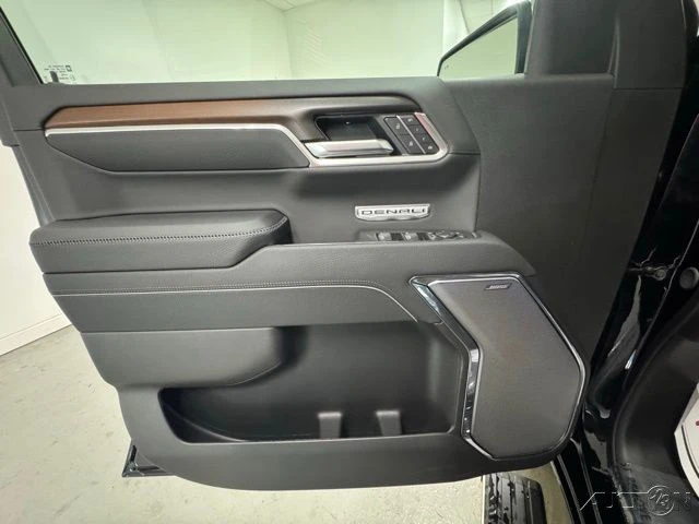 2026 GMC Sierra 5th Gen - Image 12 of 12