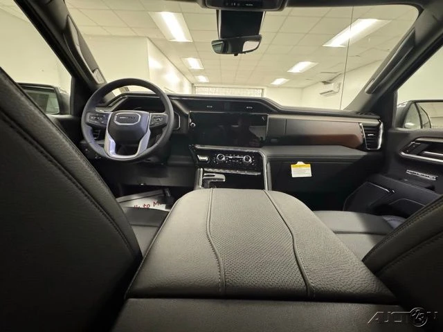 2026 GMC Sierra 5th Gen - Image 11 of 12