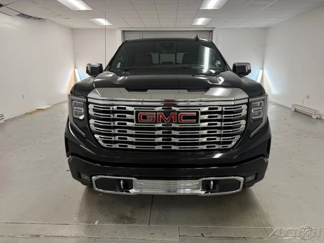 2026 GMC Sierra 5th Gen - Image 2 of 12