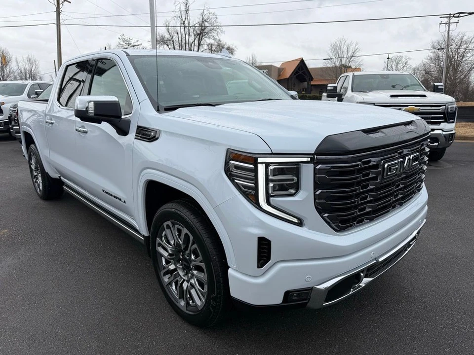 2026 GMC Sierra 5th Gen - Image 7 of 12
