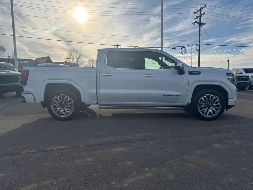 2026 GMC Sierra 5th Gen - Image 6 of 12