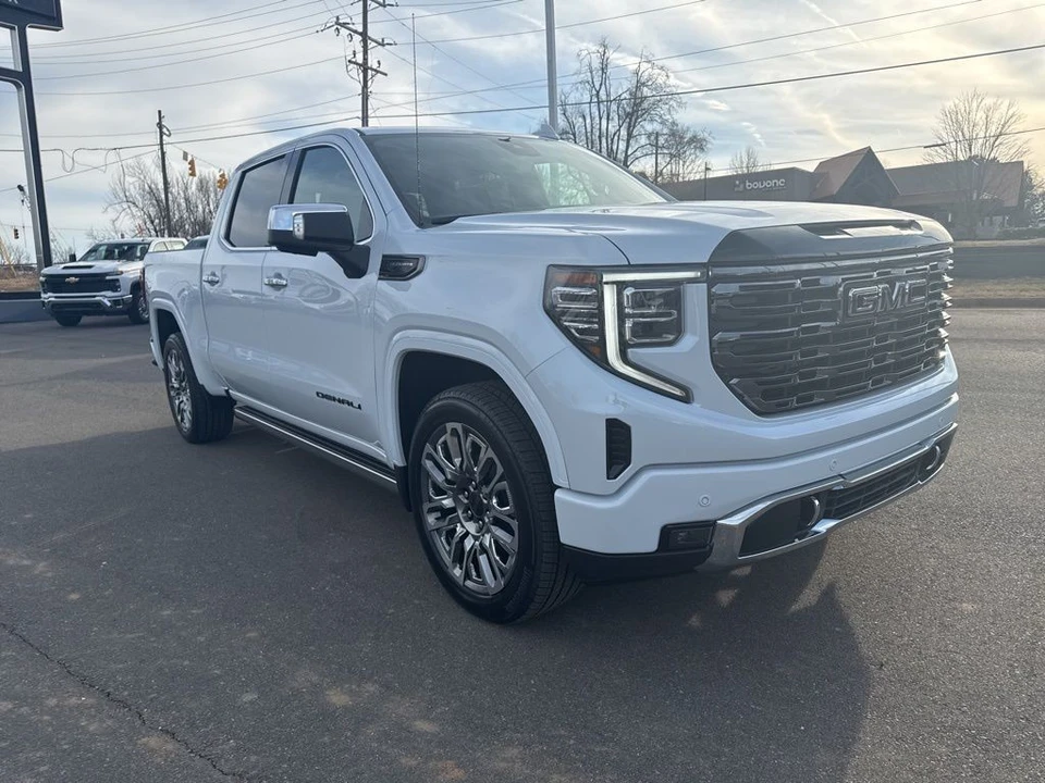 2026 GMC Sierra 5th Gen - Image 7 of 12
