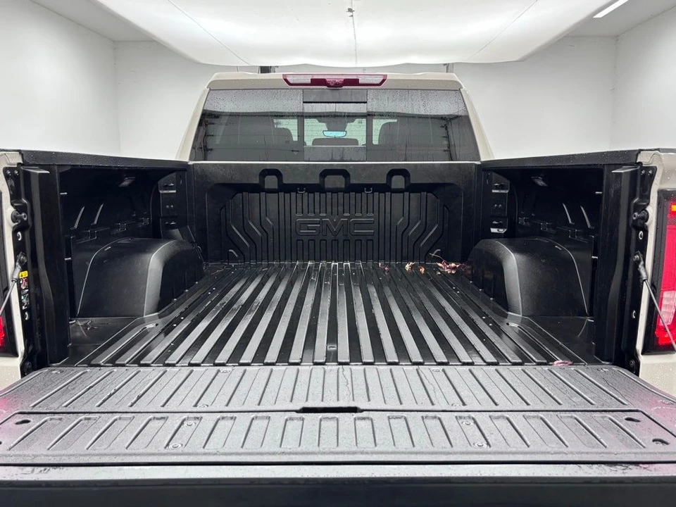 2026 GMC Sierra 5th Gen - Image 11 of 12