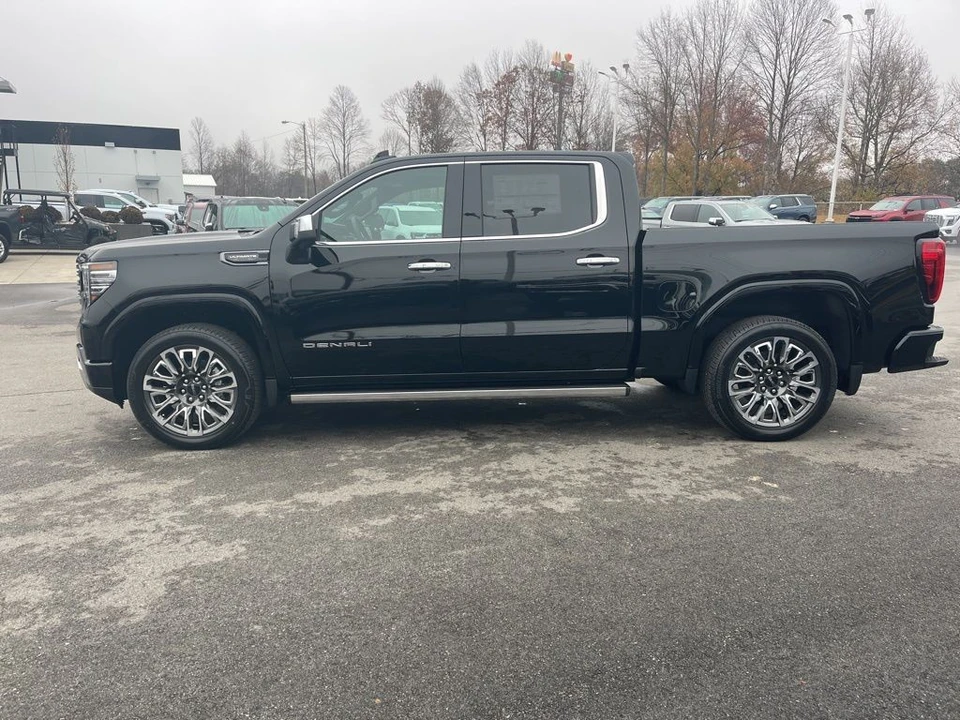 2026 GMC Sierra 5th Gen - Image 2 of 12