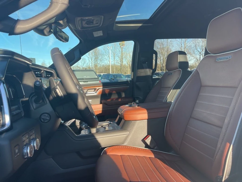 2026 GMC Sierra 5th Gen - Image 9 of 12