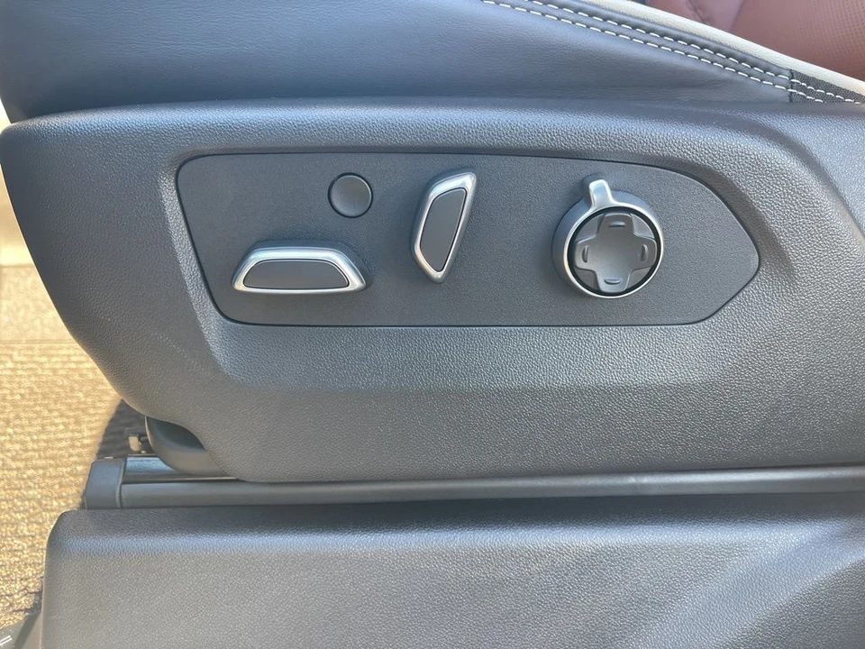 2026 GMC Sierra 5th Gen - Image 11 of 12