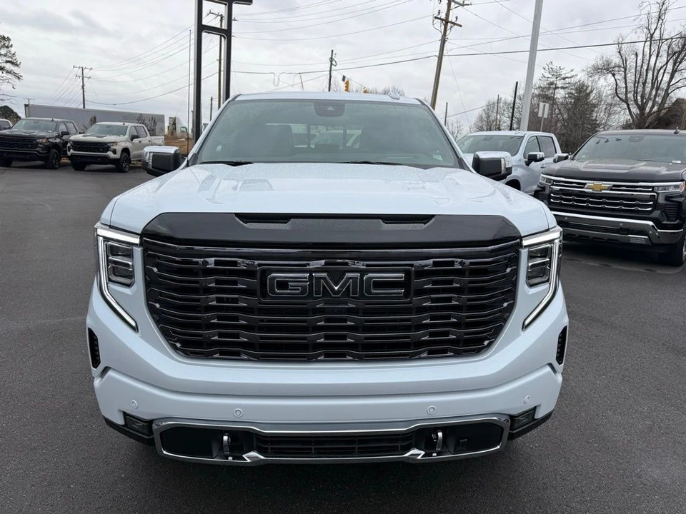 2026 GMC Sierra 5th Gen - Image 8 of 12