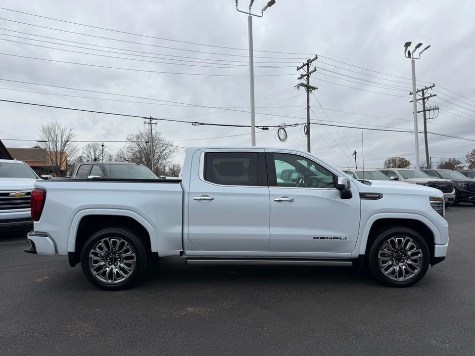 2026 GMC Sierra 5th Gen - Image 6 of 12