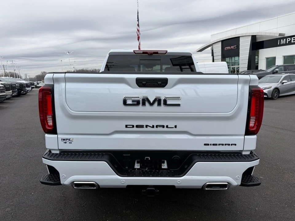 2026 GMC Sierra 5th Gen - Image 4 of 12