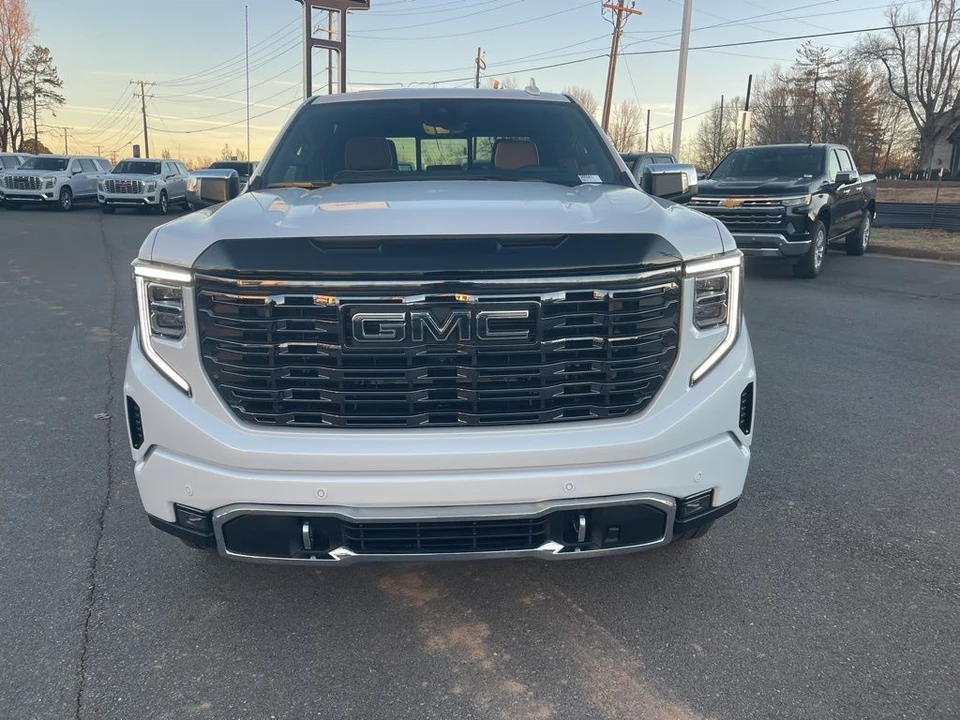 2026 GMC Sierra 5th Gen - Image 8 of 12