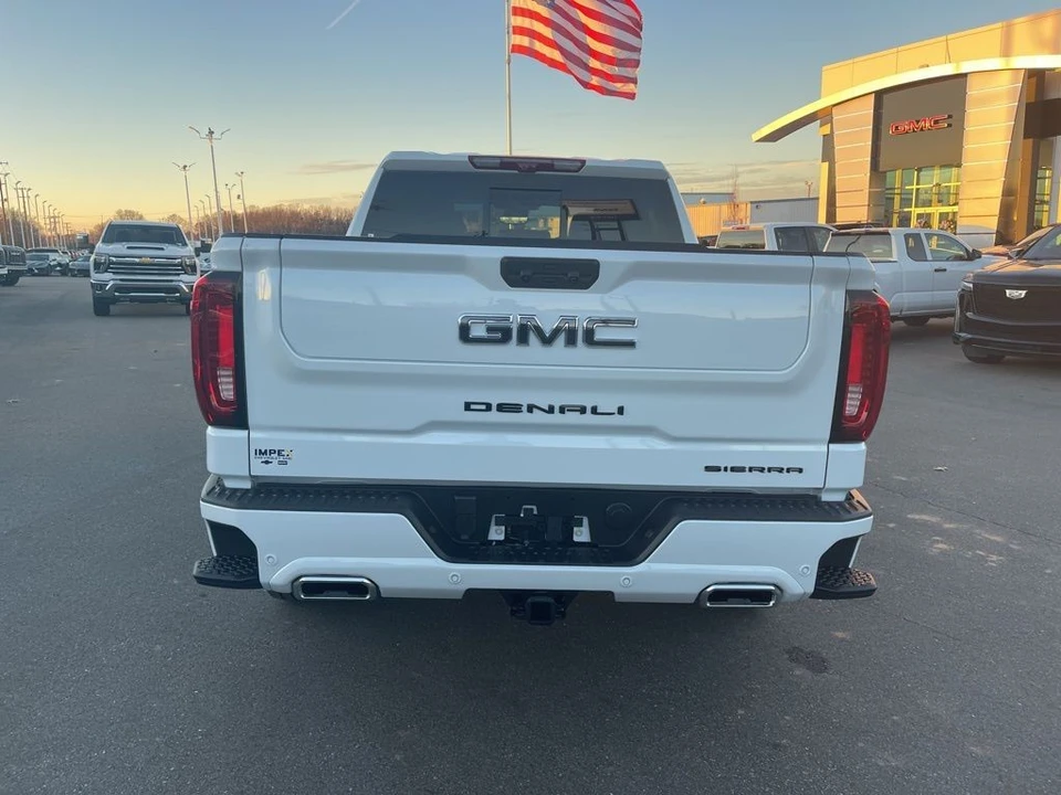 2026 GMC Sierra 5th Gen - Image 4 of 12