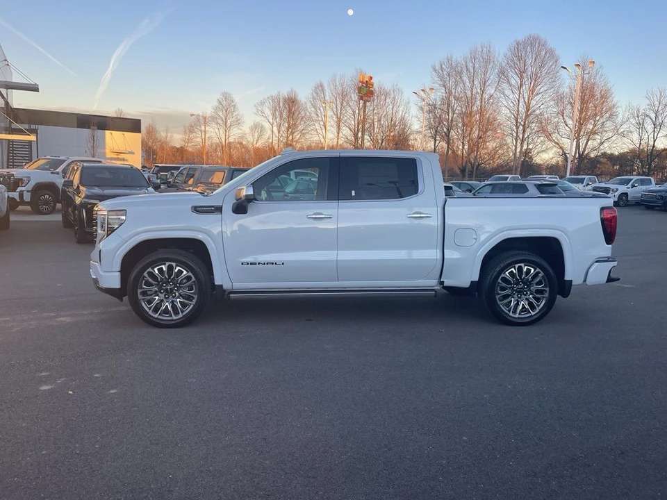 2026 GMC Sierra 5th Gen - Image 2 of 12