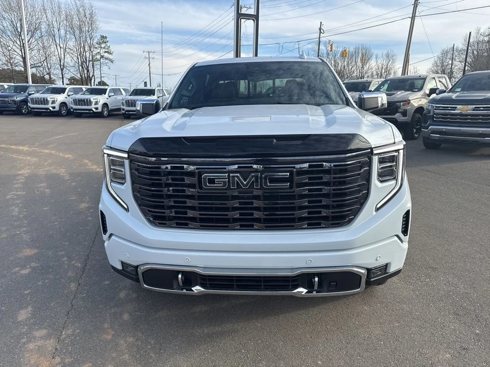 2026 GMC Sierra 5th Gen - Image 8 of 12