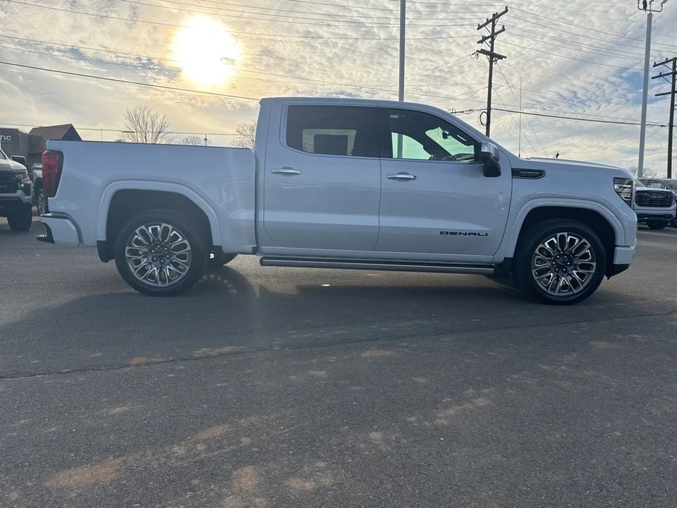 2026 GMC Sierra 5th Gen - Image 6 of 12