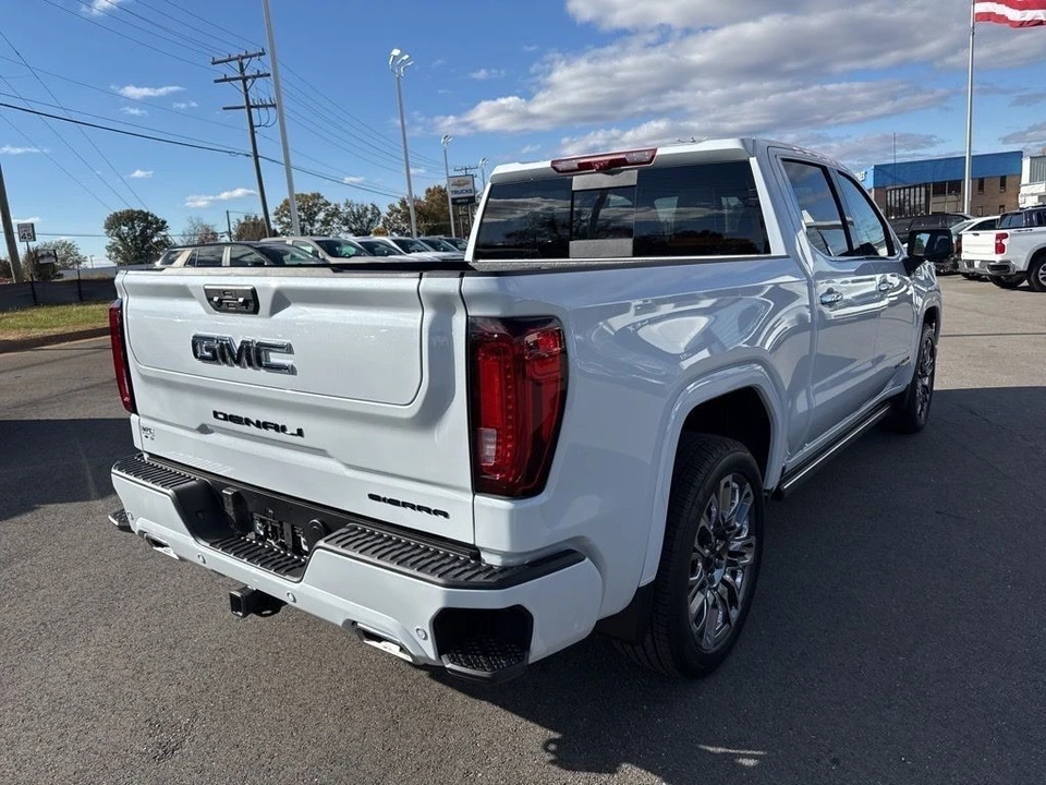2026 GMC Sierra 5th Gen - Image 5 of 12