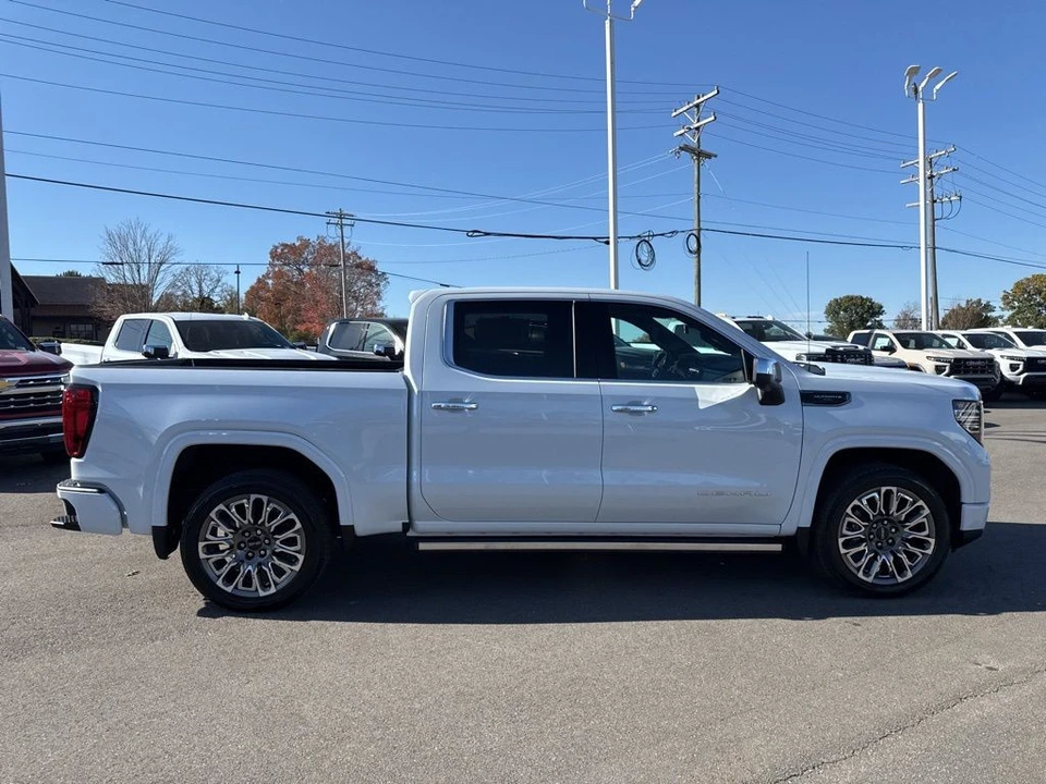 2026 GMC Sierra 5th Gen - Image 6 of 12