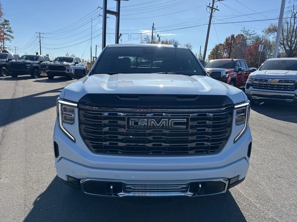 2026 GMC Sierra 5th Gen - Image 8 of 12