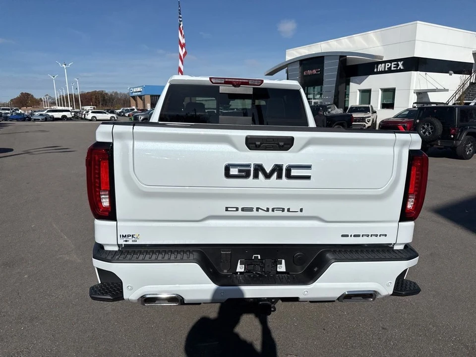 2026 GMC Sierra 5th Gen - Image 4 of 12