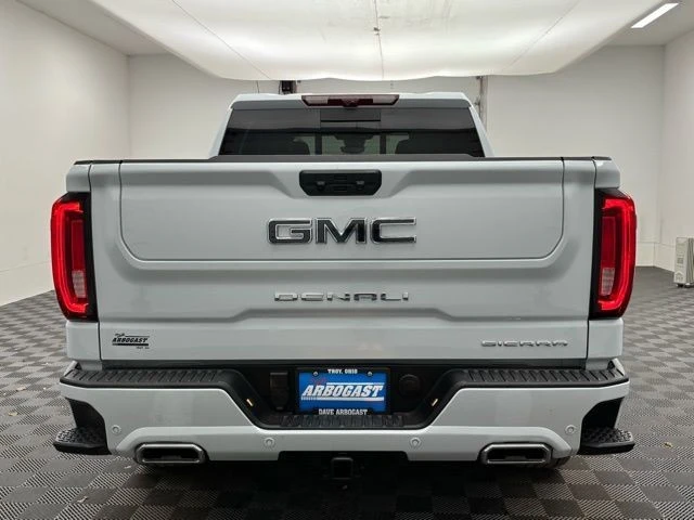 2026 GMC Sierra 5th Gen - Image 11 of 12