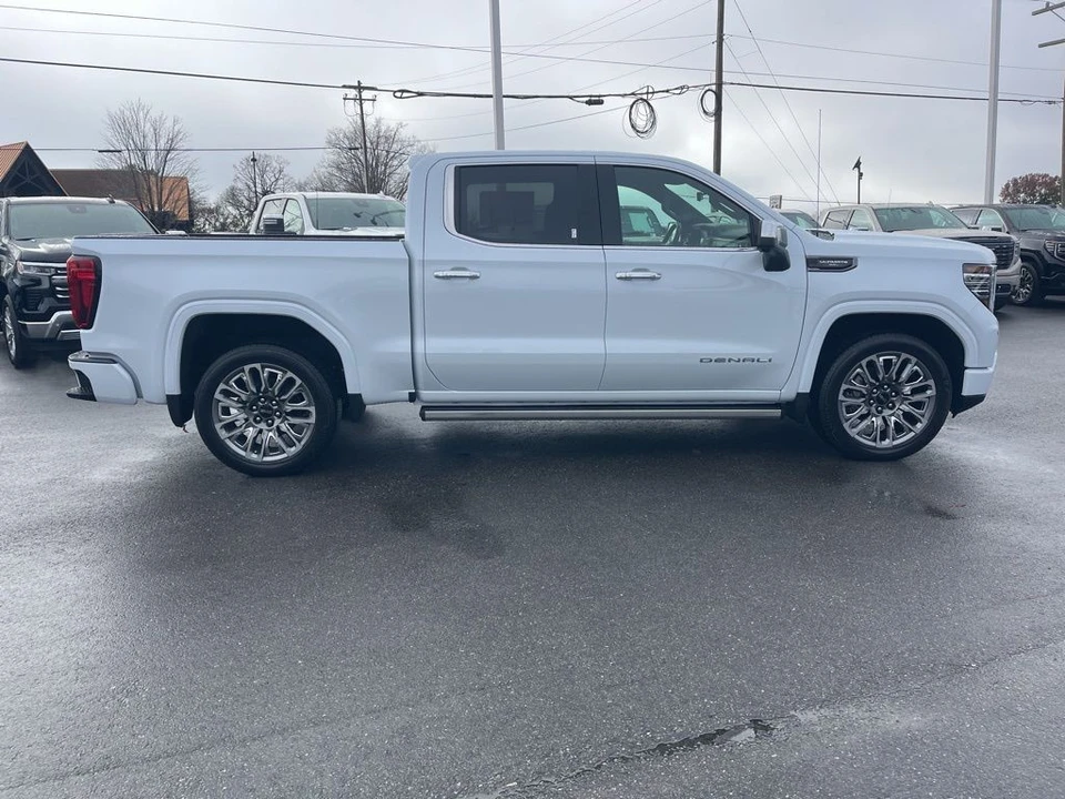 2026 GMC Sierra 5th Gen - Image 6 of 12