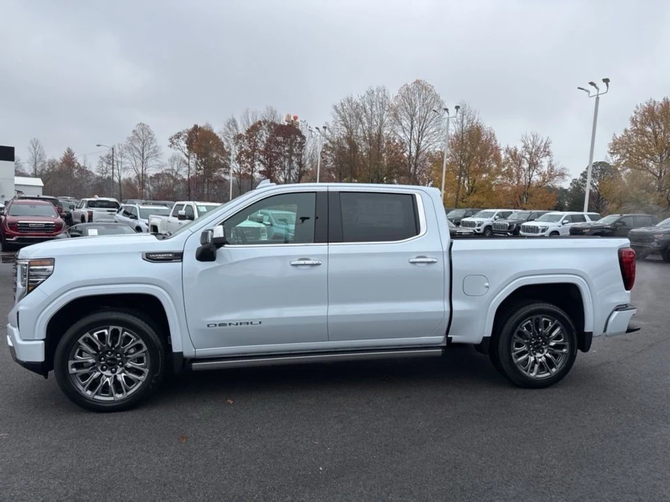 2026 GMC Sierra 5th Gen - Image 2 of 12