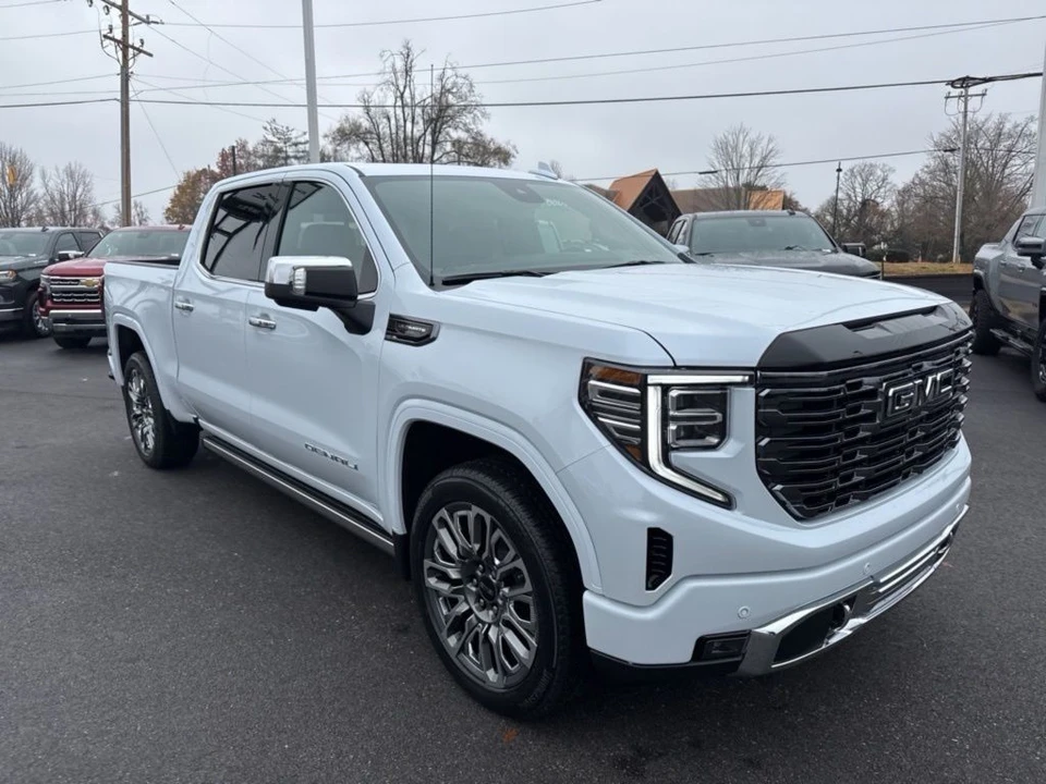 2026 GMC Sierra 5th Gen - Image 7 of 12