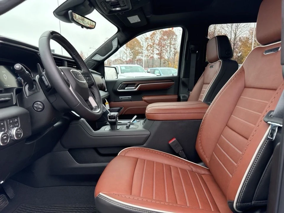 2026 GMC Sierra 5th Gen - Image 9 of 12