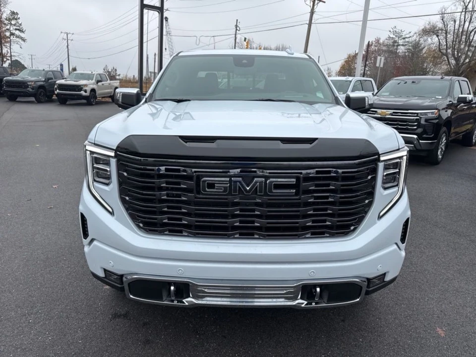 2026 GMC Sierra 5th Gen - Image 8 of 12