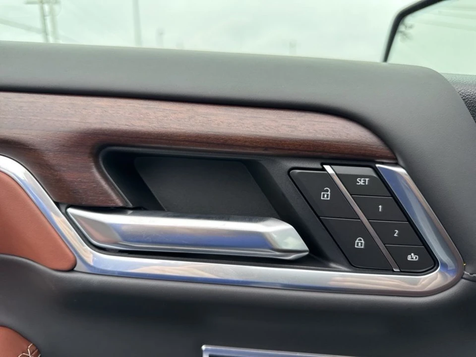 2026 GMC Sierra 5th Gen - Image 12 of 12