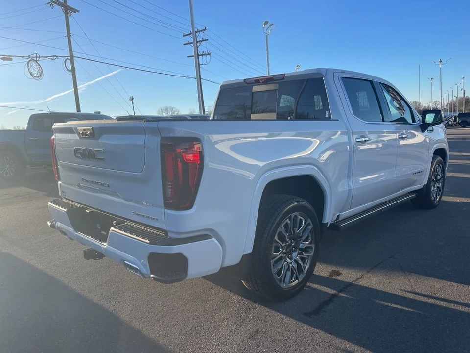 2026 GMC Sierra 5th Gen - Image 5 of 12