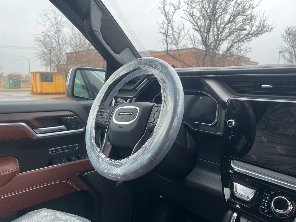 2026 GMC Sierra 5th Gen - Image 9 of 12