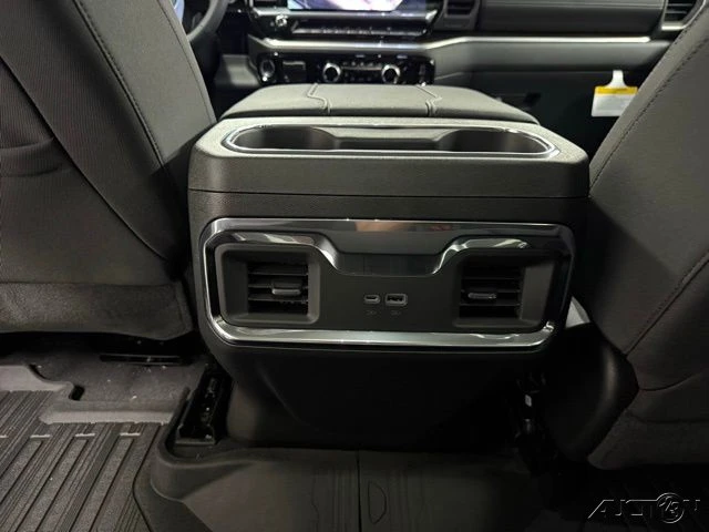 2026 GMC Sierra 5th Gen - Image 16 of 21
