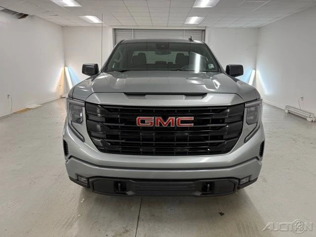 2026 GMC Sierra 5th Gen - Image 2 of 21