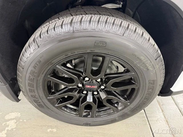 2026 GMC Sierra 5th Gen - Image 4 of 21